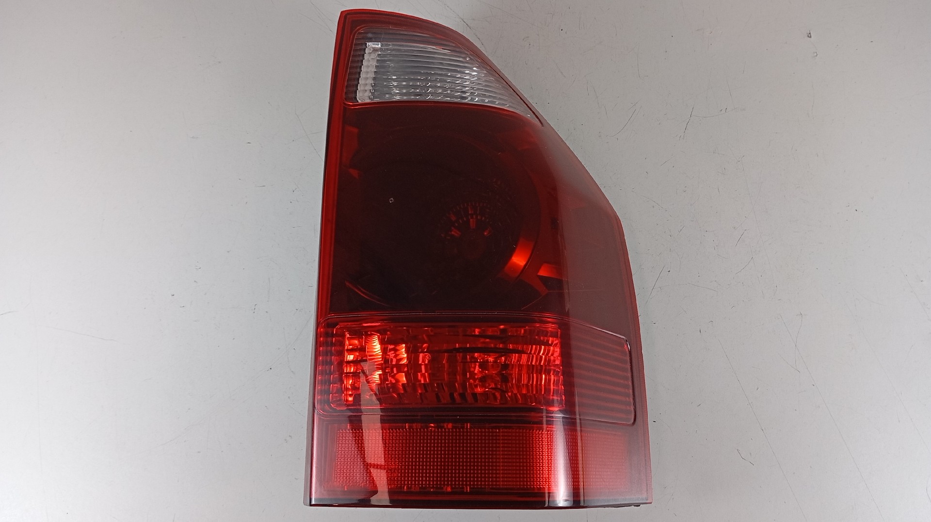 Farolim Stop Direito MITSUBISHI PAJERO / SHOGUN