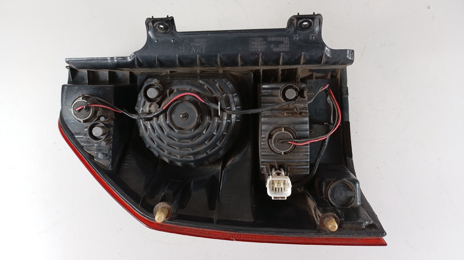 Farolim Stop Direito MITSUBISHI PAJERO / SHOGUN Imagem-1