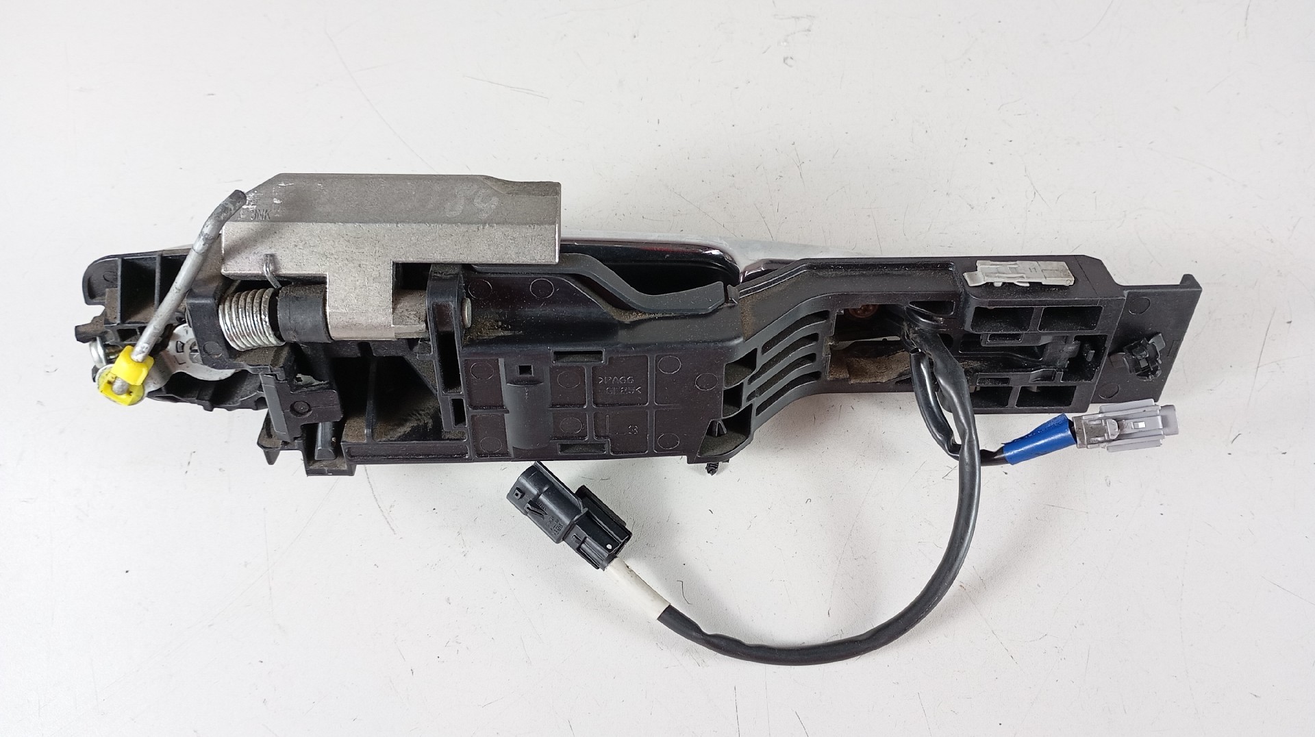 Puxador Exterior Porta Frente Esquerda NISSAN LEAF (ZE1_) | 17 -  Imagem-1