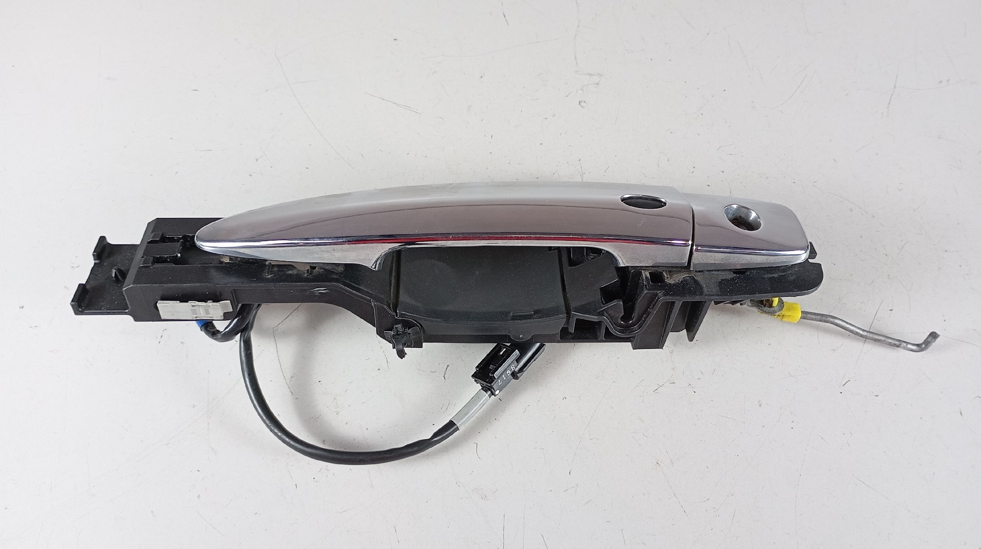 Puxador Exterior Porta Frente Esquerda NISSAN LEAF (ZE1_) | 17 - 