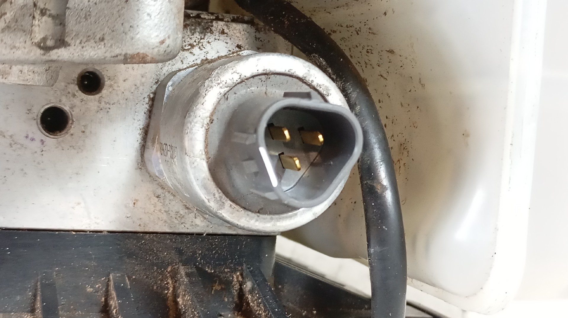 ABS MITSUBISHI PAJERO / SHOGUN Imagem-7