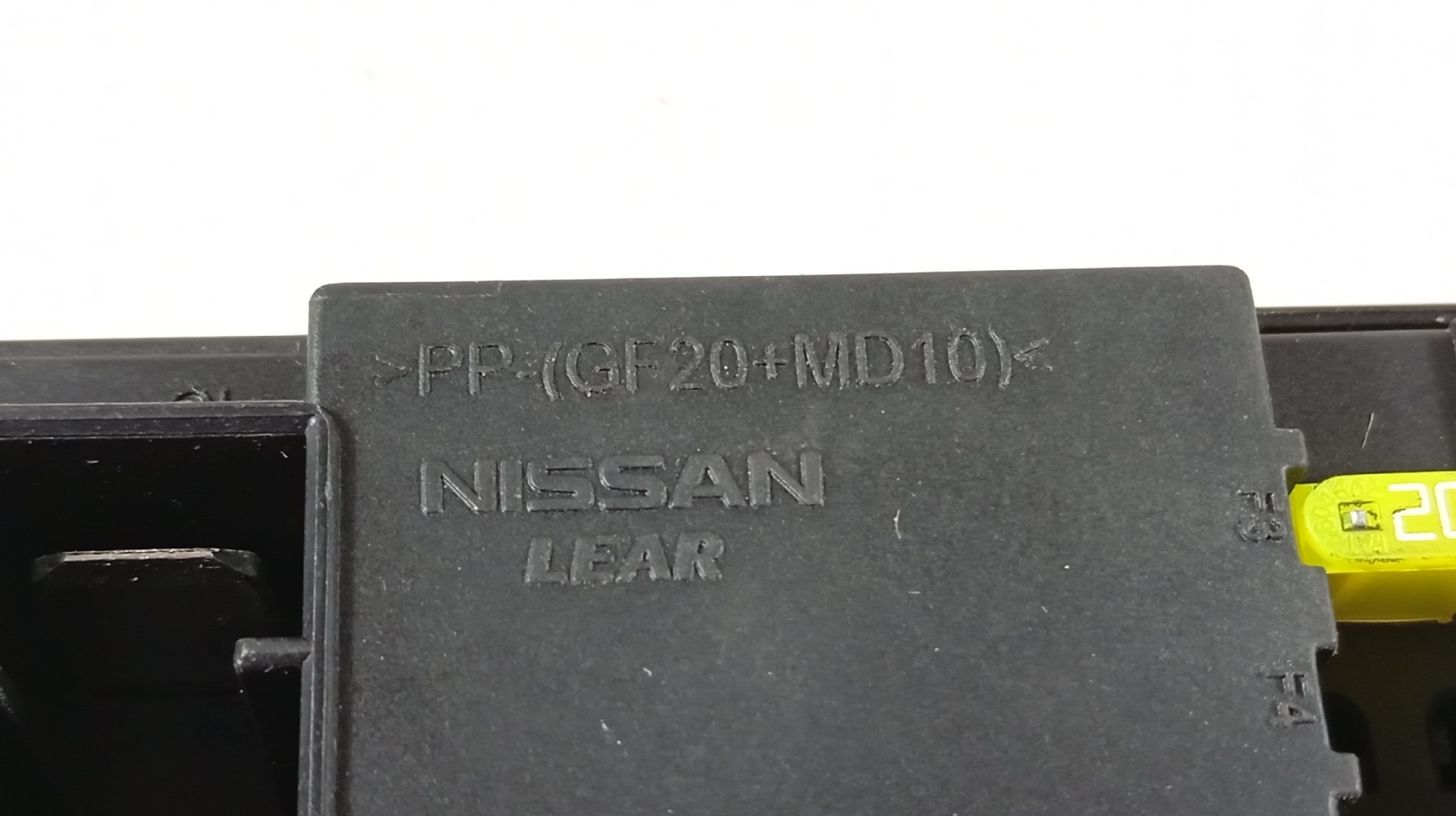 Caixa de Fusíveis NISSAN LEAF (ZE1_) | 17 -  Imagem-3