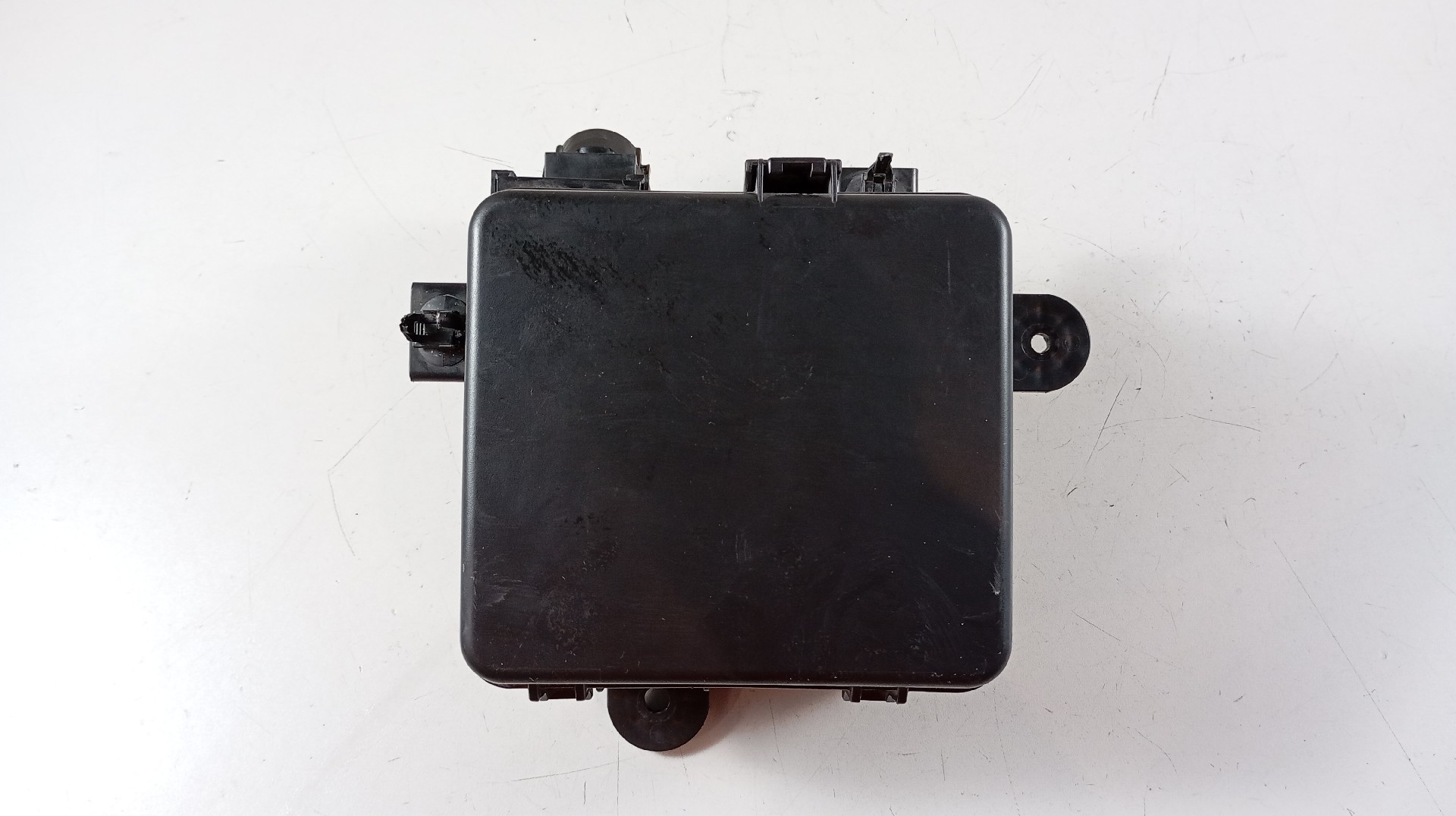 Caixa de Fusíveis Plástica NISSAN LEAF (ZE1_) | 17 - 