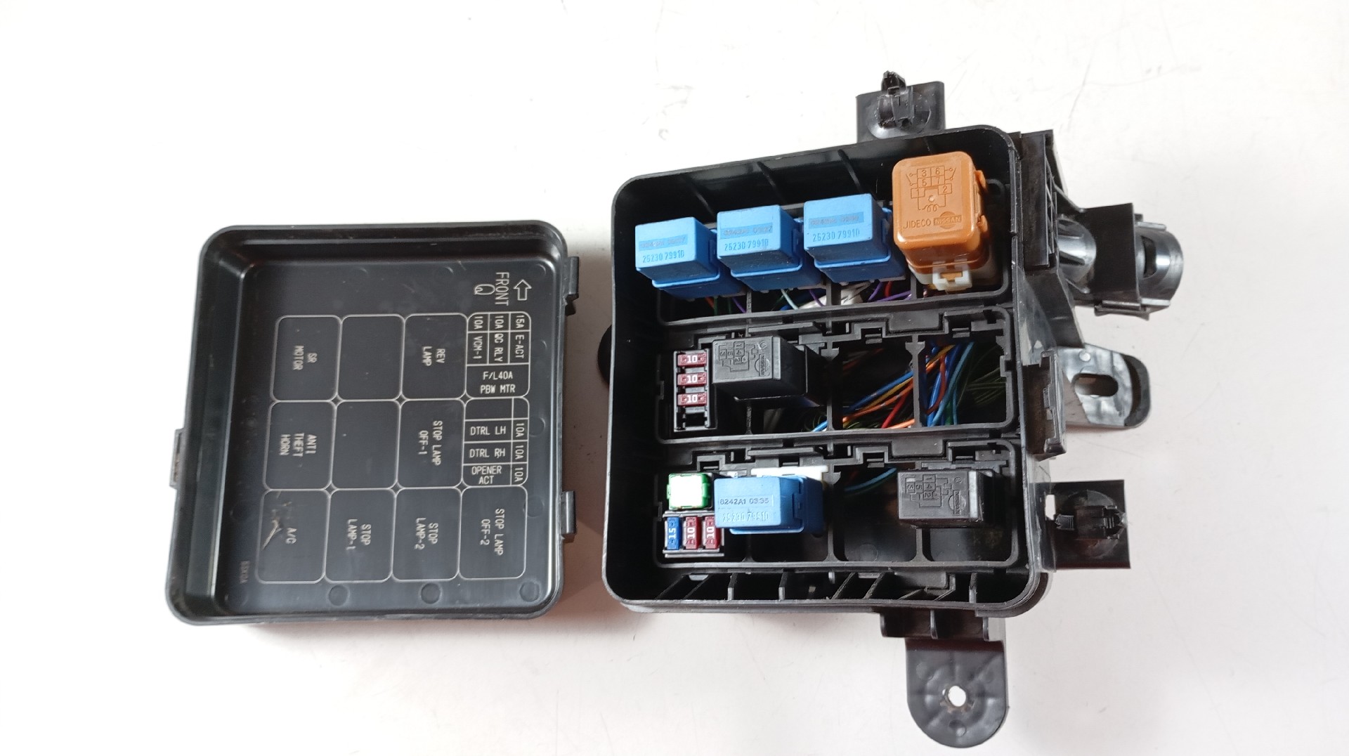 Caixa de Fusíveis Plástica NISSAN LEAF (ZE1_) | 17 -  Imagem-2