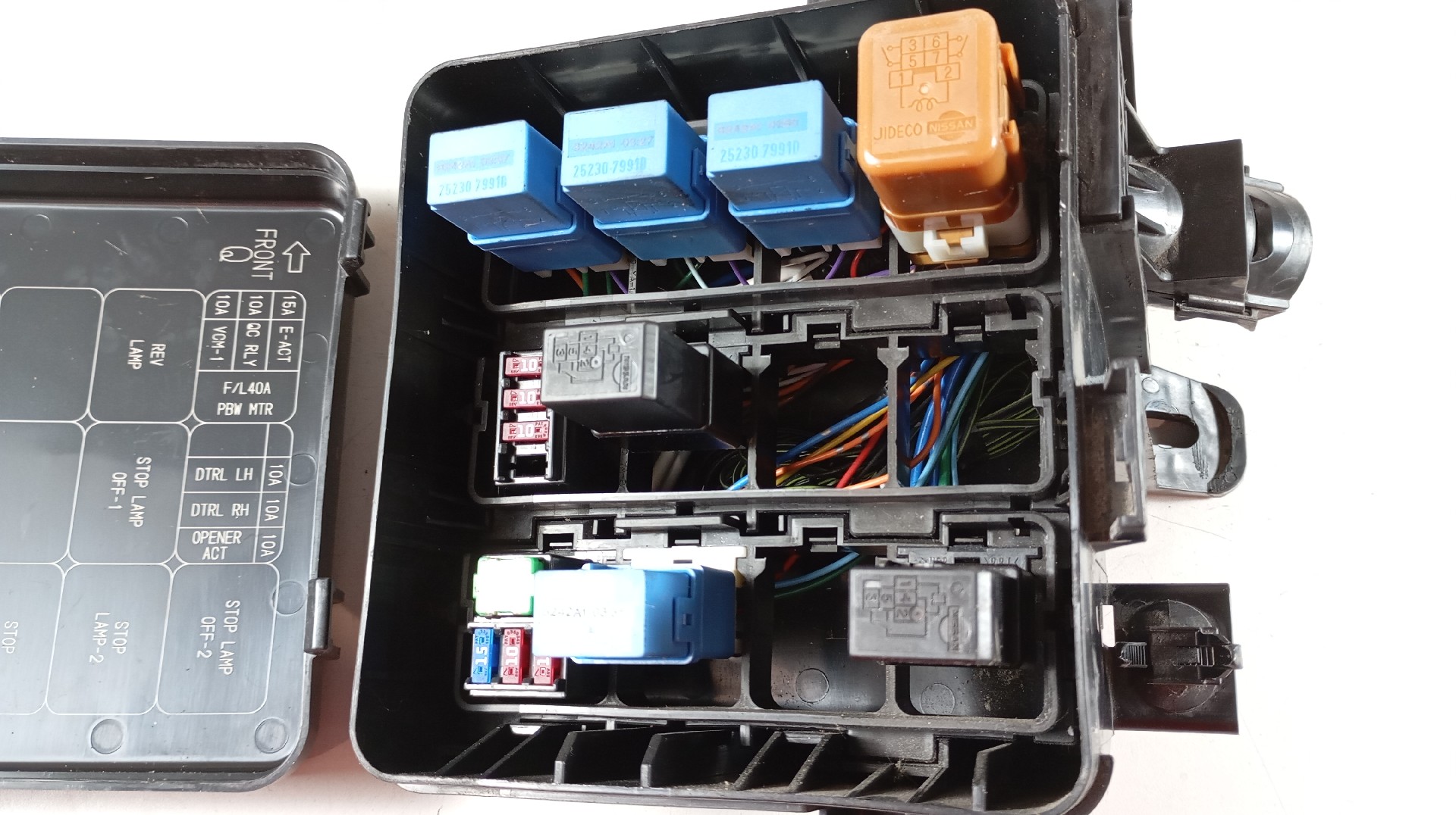 Caixa de Fusíveis Plástica NISSAN LEAF (ZE1_) | 17 -  Imagem-3