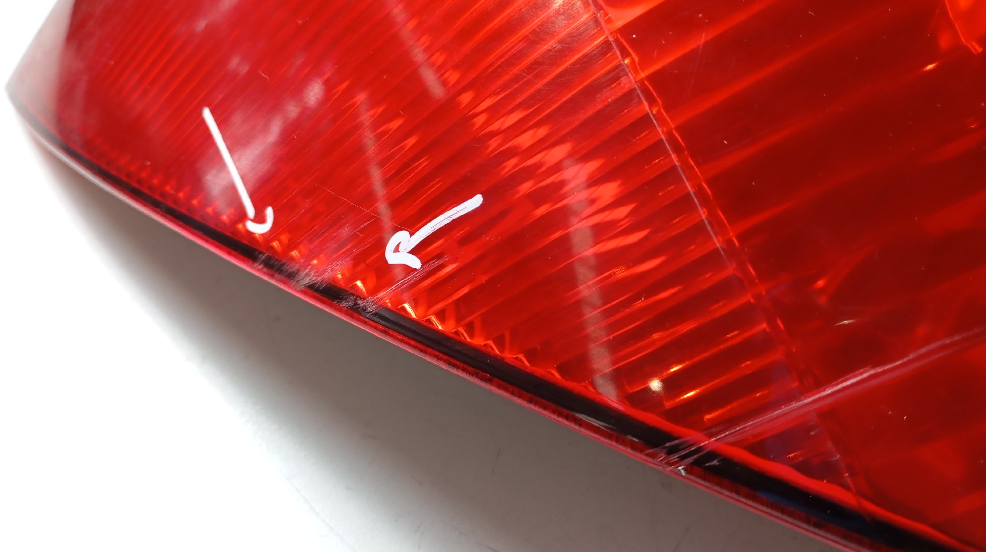 Farolim Stop Esquerdo RENAULT LAGUNA II Grandtour (KG0/1_) | 01 - 07 Imagem-2