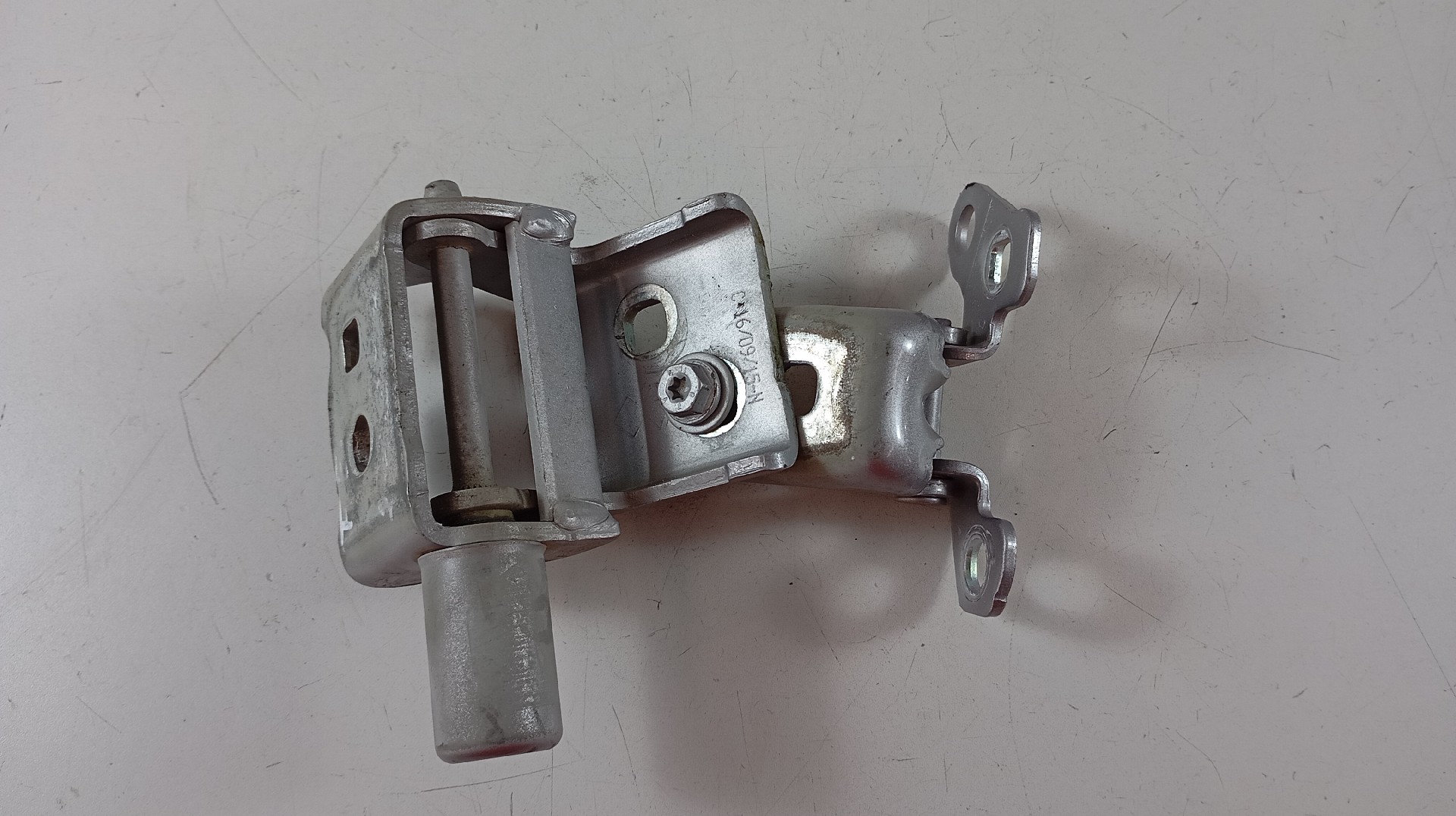 Dobradiça Porta Frente Esquerdo RENAULT ZOE (BFM_) | 12 - 