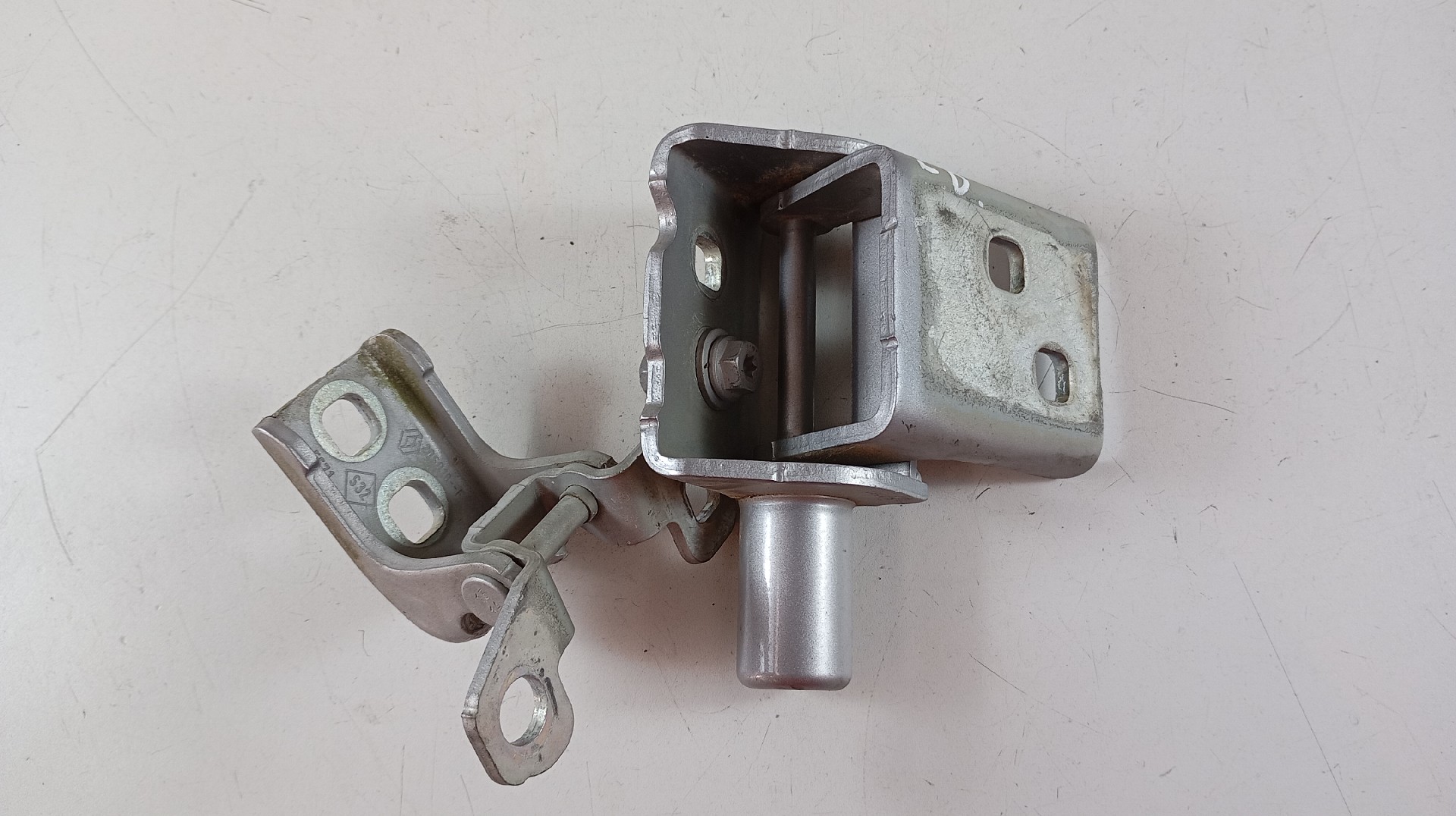 Dobradiça Porta Frente Direito RENAULT ZOE (BFM_) | 12 -  Imagem-1