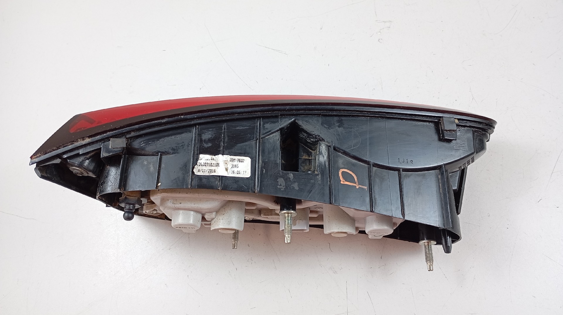 Farolim Stop Mala Direito  FIAT TIPO HATCHBACK Imagem-3