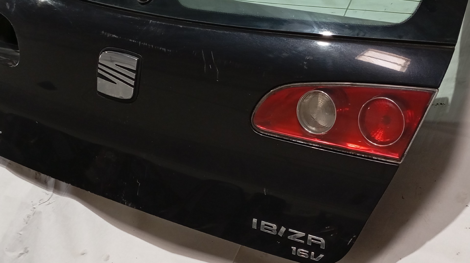 Porta da Mala Bagageira SEAT IBIZA Imagem-1