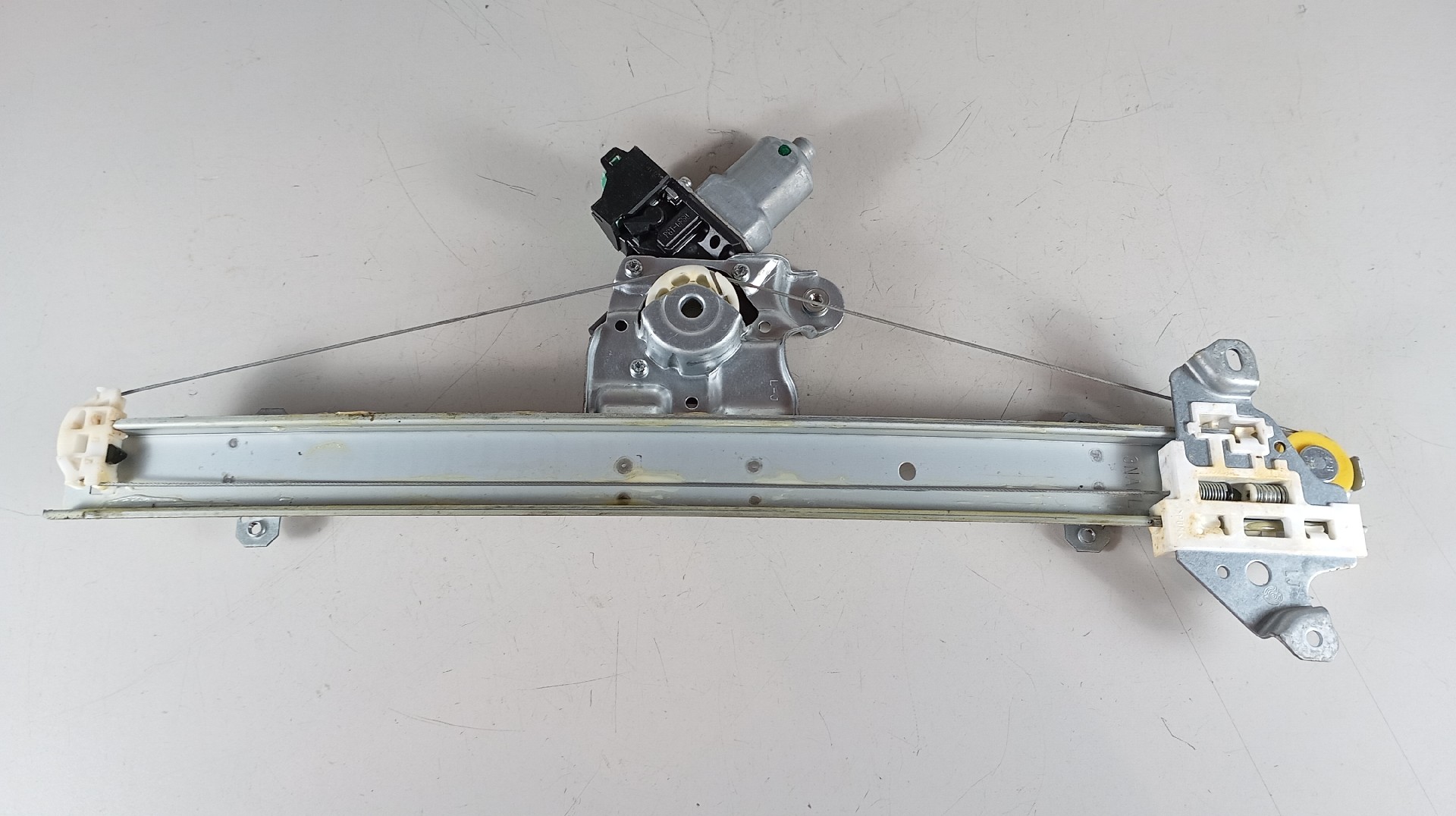 Motor Elevador Vidro Frente Esquerdo NISSAN LEAF (ZE1_) | 17 - 