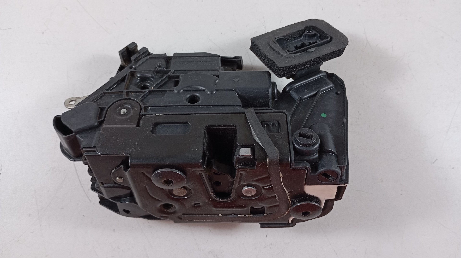 Fecho da Porta Traseira Direita VOLKSWAGEN GOLF VII (5G1, BQ1, BE1, BE2) | 12 -  Imagem-1