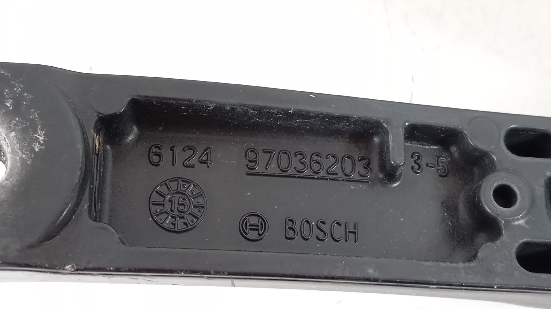 Braço Limpa Vidros Frente VOLKSWAGEN GOLF VII (5G1, BQ1, BE1, BE2) | 12 -  Imagem-1