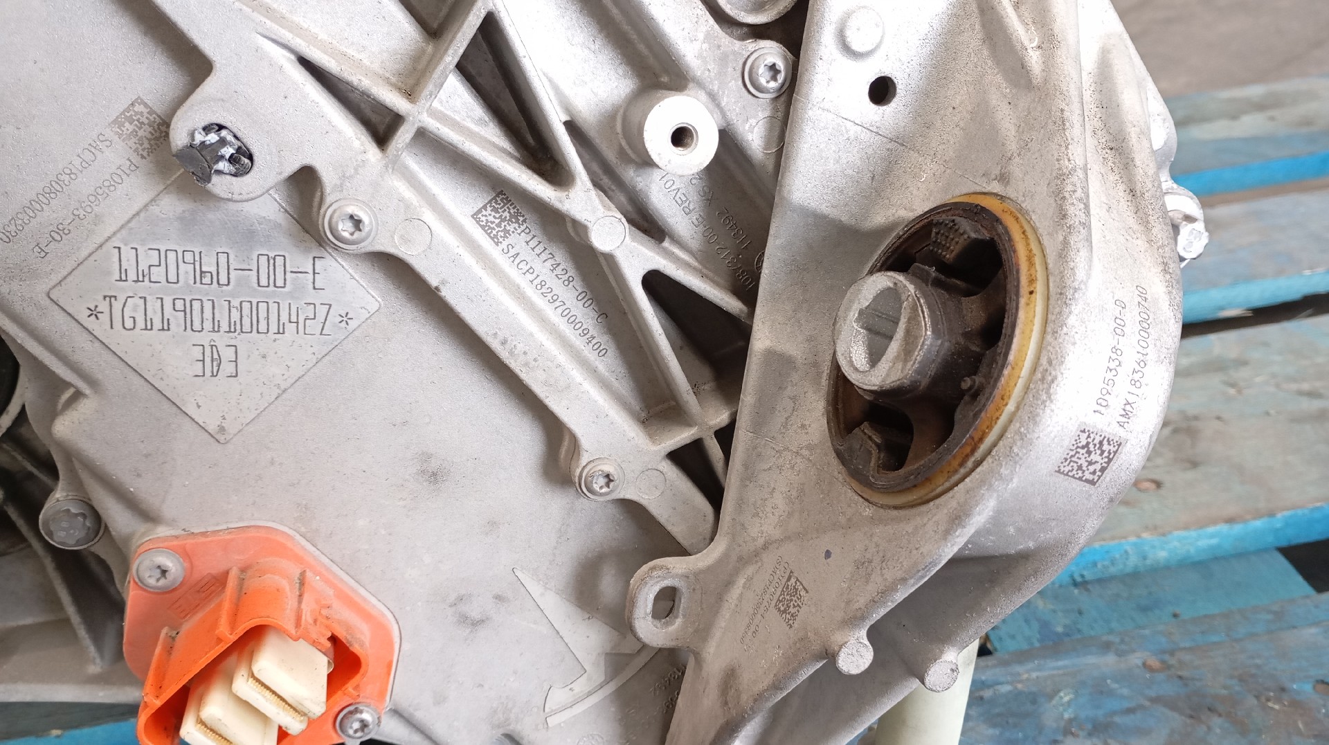 Motor Elétrico TESLA MODEL 3 (5YJ3) | 17 -  Imagem-1