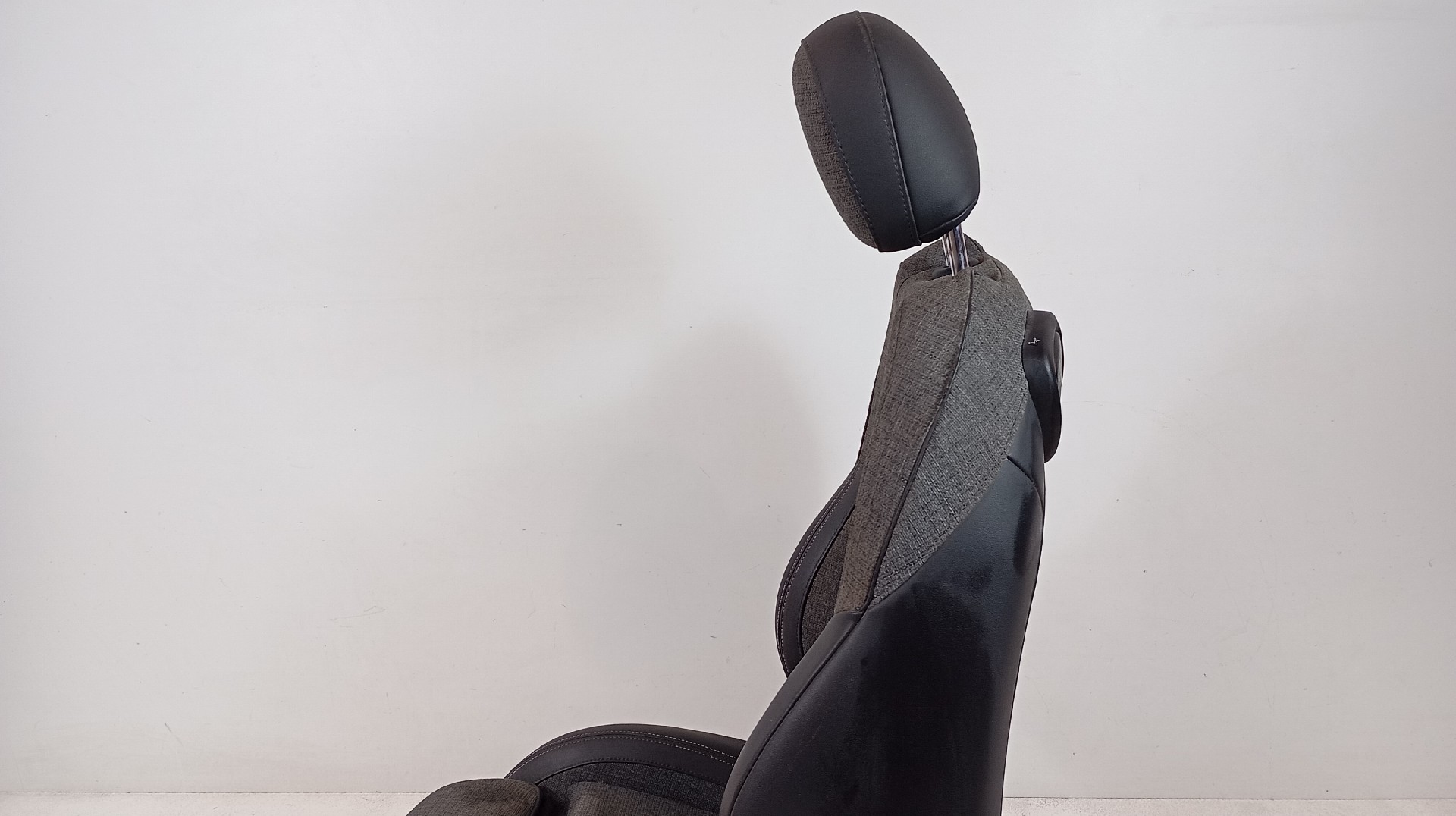 Bancos MINI COOPER SE Imagem-4