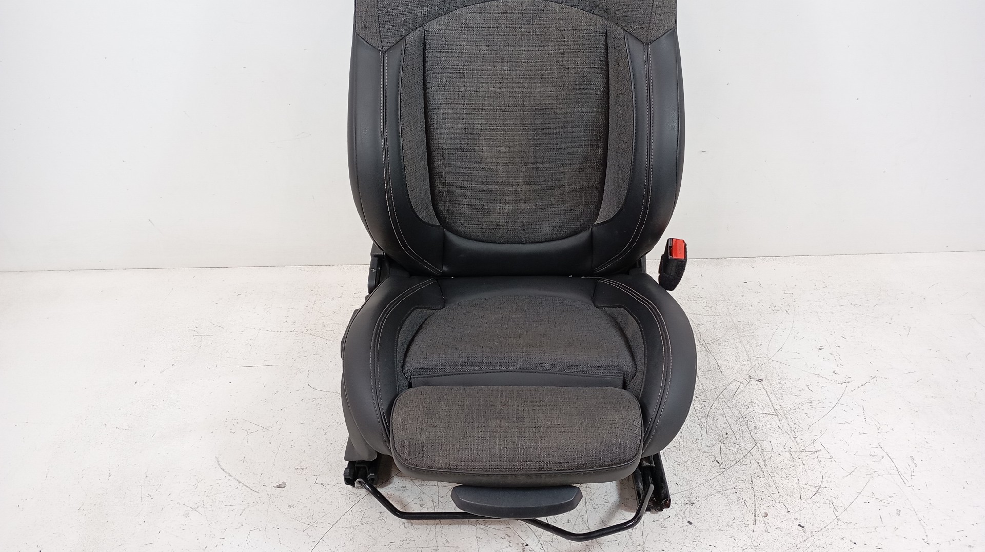 Bancos MINI COOPER SE Imagem-9