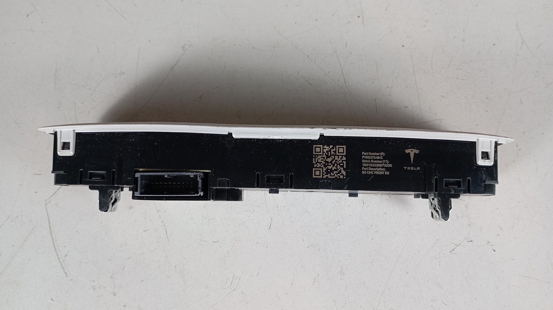 Luz Interior TESLA MODEL 3 (5YJ3) | 17 -  Imagem-2