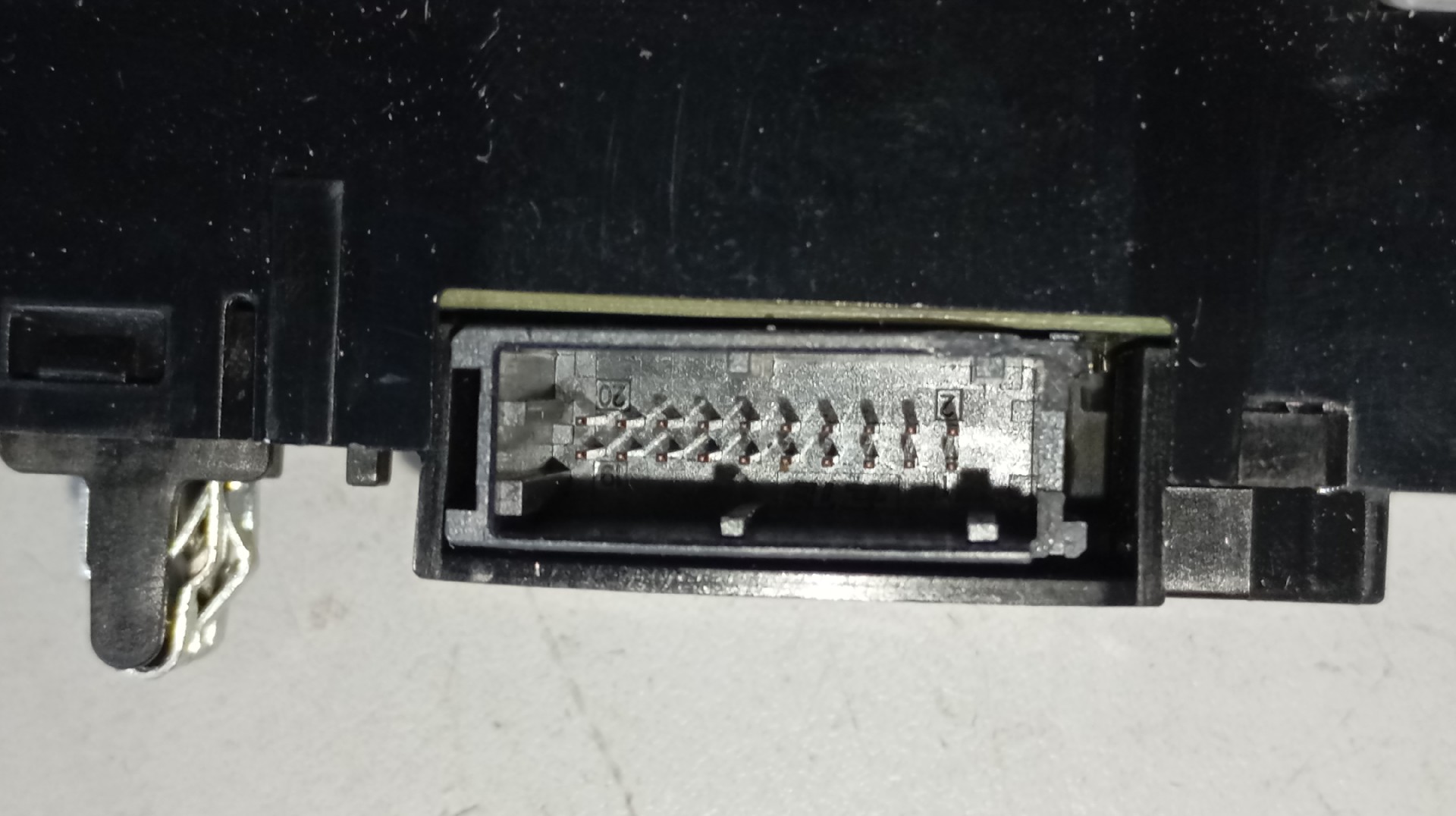 Luz Interior TESLA MODEL 3 (5YJ3) | 17 -  Imagem-3