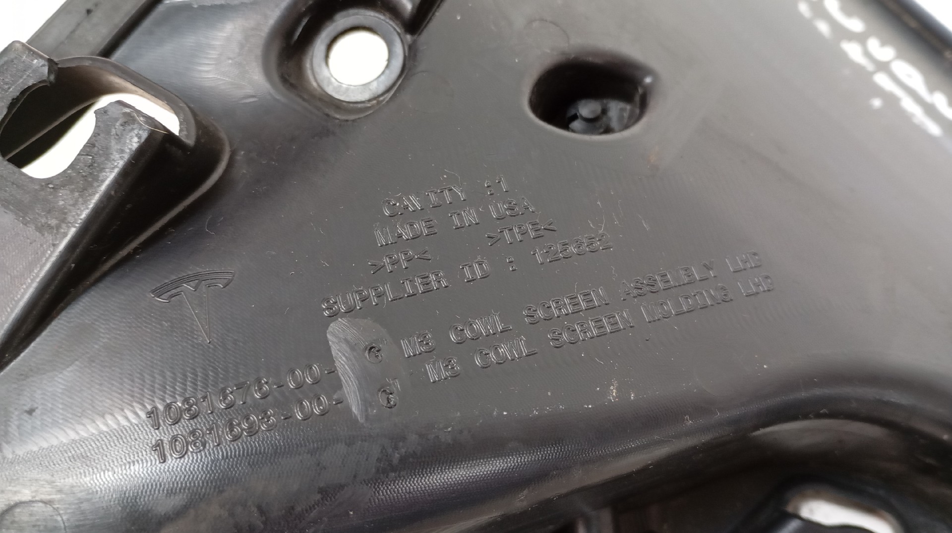 Grelha Curcuvan / Torpedo (Grelha Para Brisas) TESLA MODEL 3 (5YJ3) | 17 -  Imagem-2