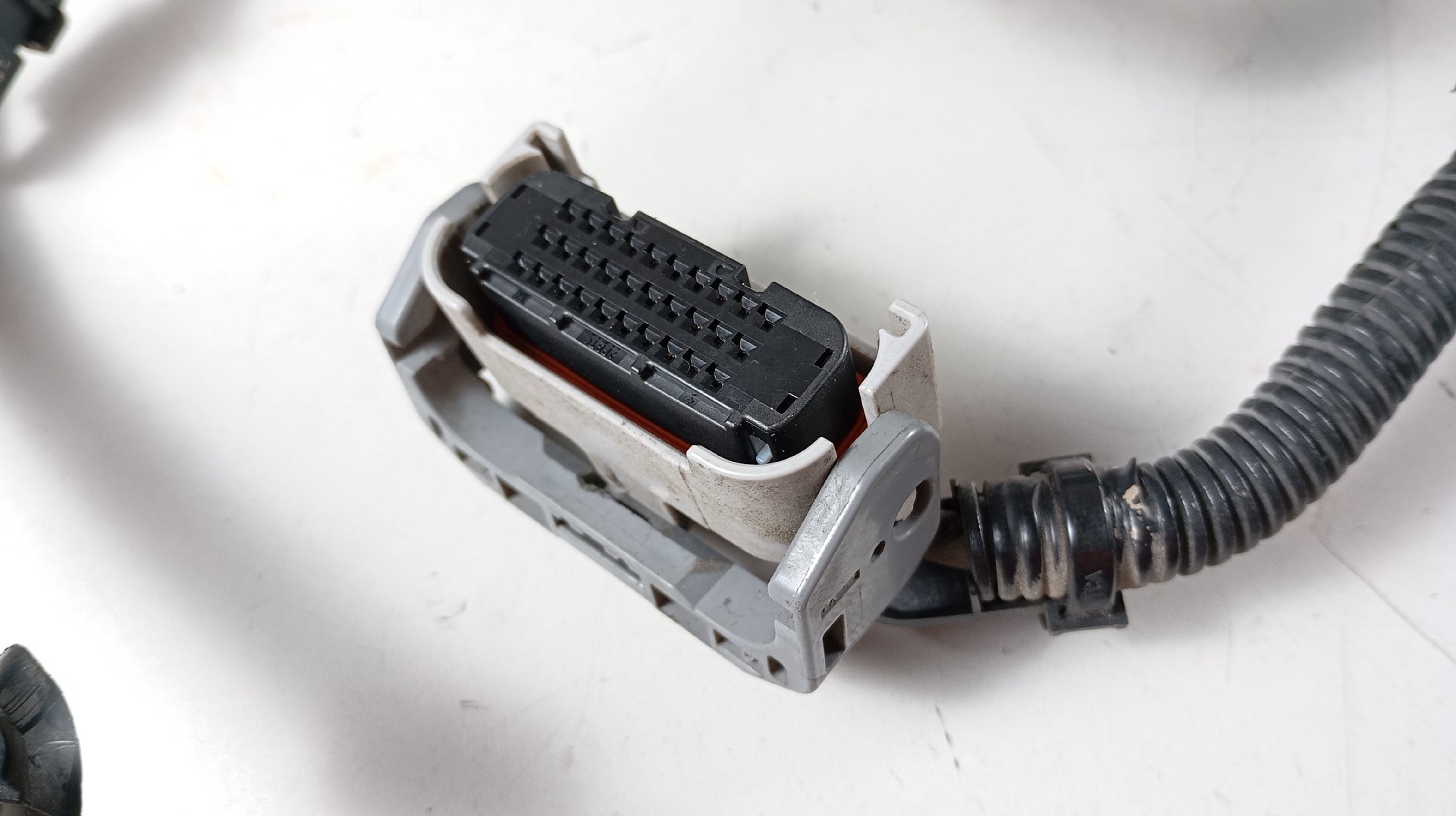 Cablagem TESLA MODEL 3 (5YJ3) | 17 -  Imagem-3