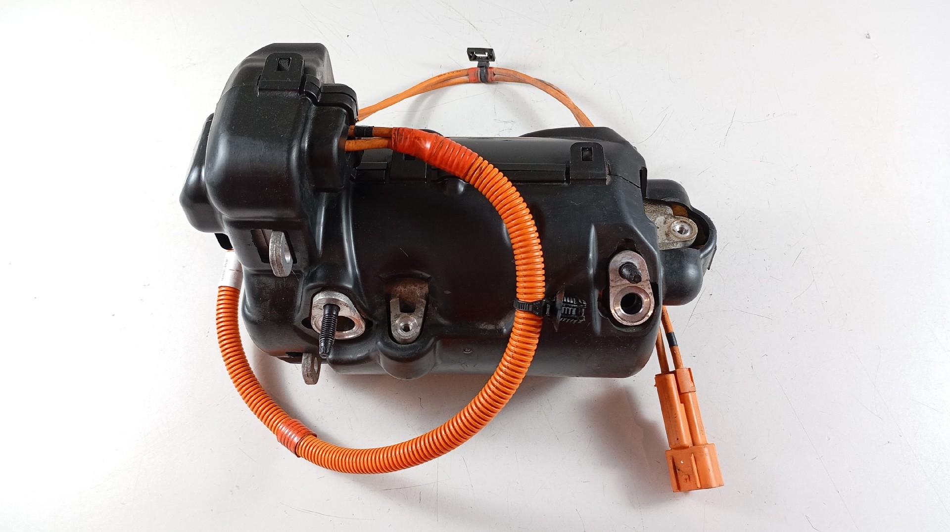 A/C Copmpressor TESLA MODEL 3 (5YJ3) | 17 - 