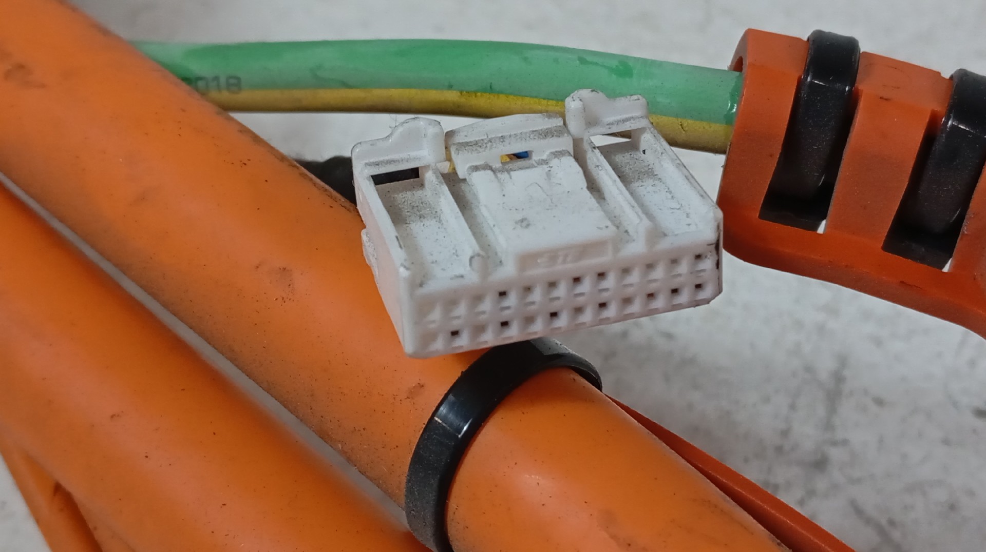 Cabo Alta Tensão TESLA MODEL 3 (5YJ3) | 17 -  Imagem-3