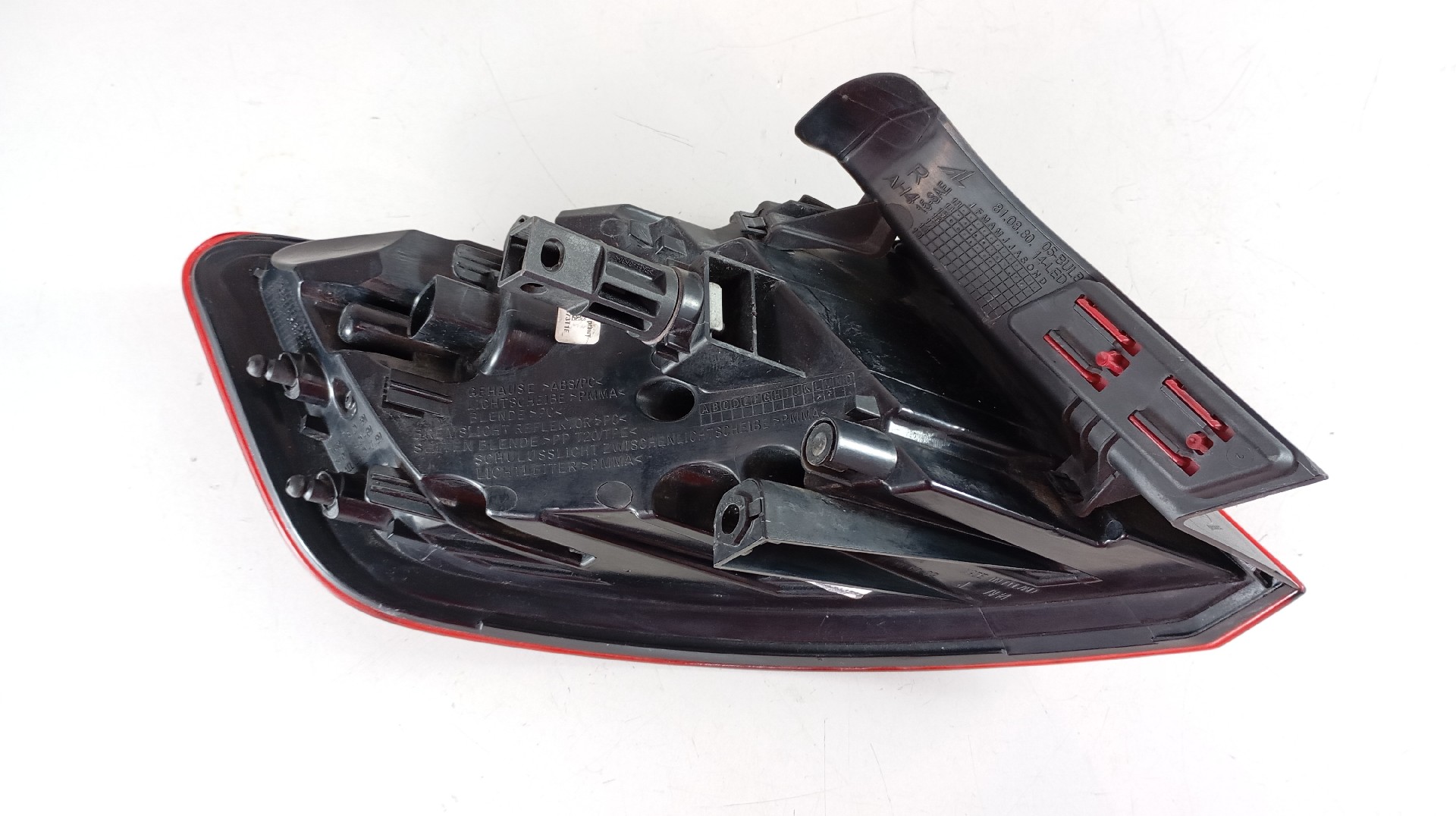 Farolim Stop Direito AUDI A3 Sportback (8VA, 8VF) | 12 -  Imagem-1