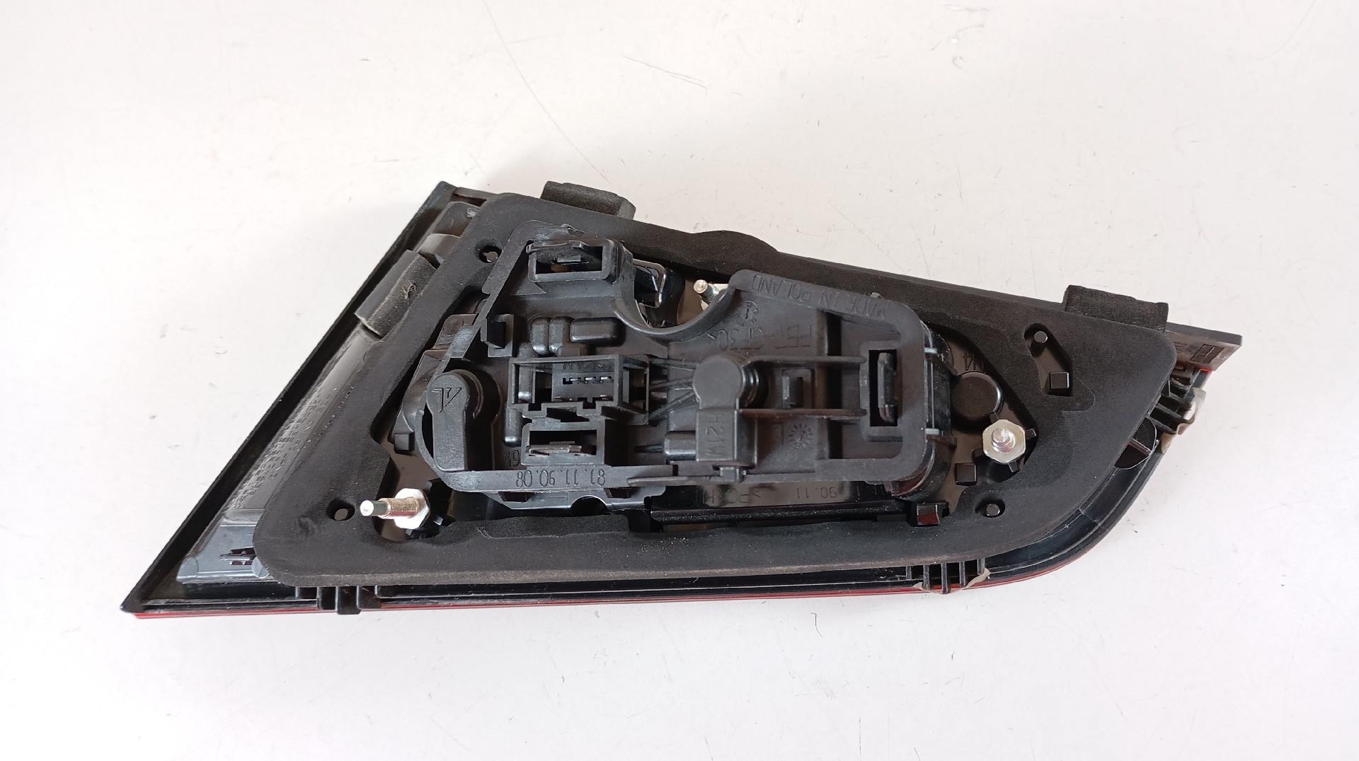 Farolim Stop Mala Esquerdo  AUDI A3 Sportback (8VA, 8VF) | 12 -  Imagem-1