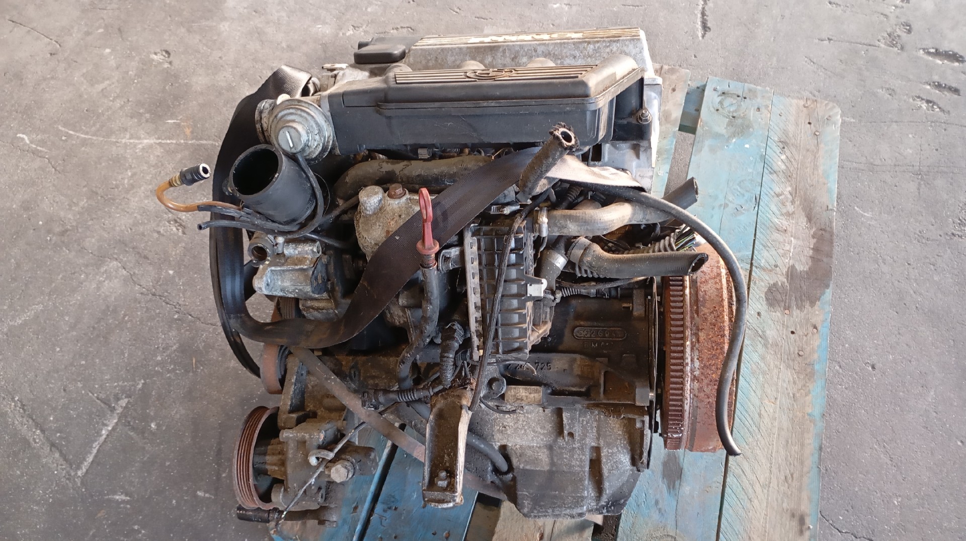 Motor  BMW 318 tds Touring (E36) Imagem-2