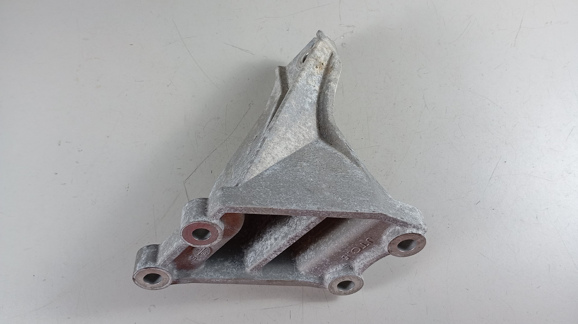 Apoio da Caixa NISSAN LEAF (ZE1_) | 17 - 