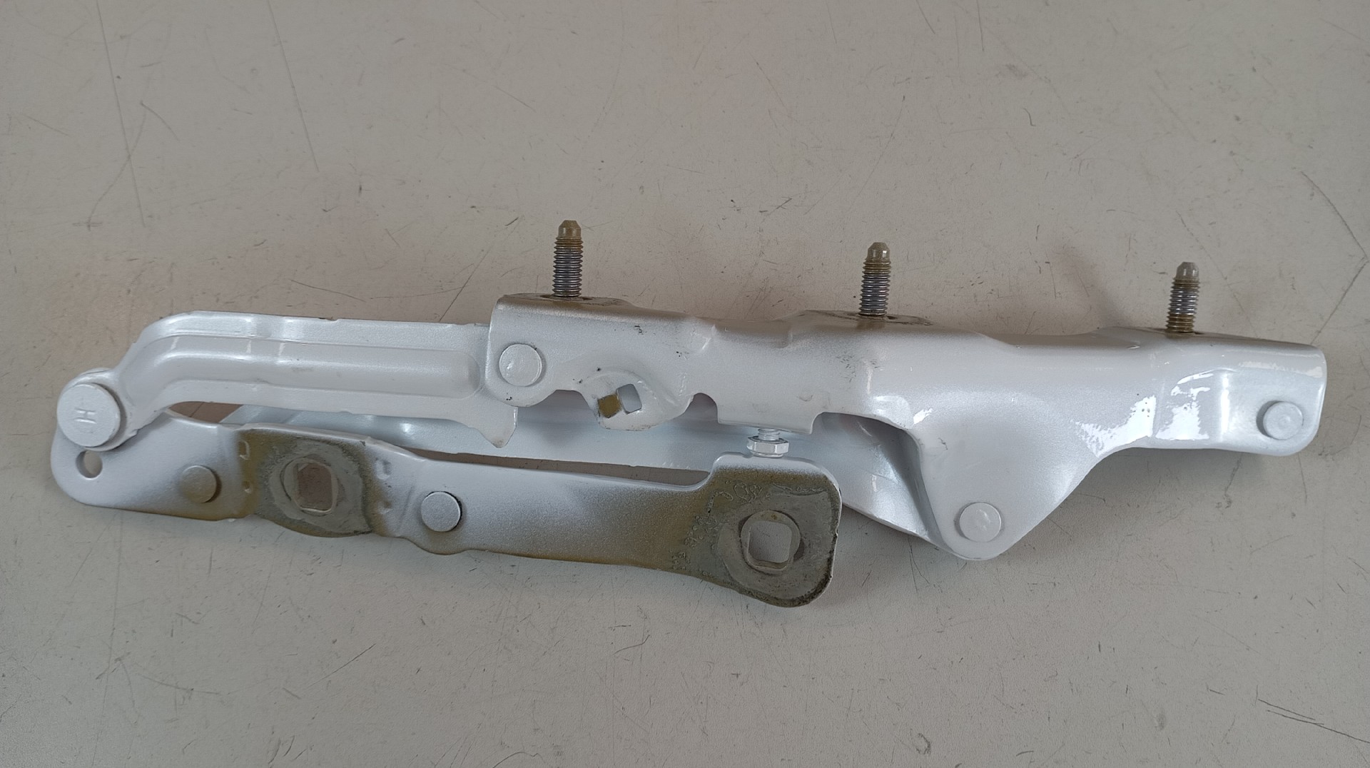 Dobradiças da Mala TESLA MODEL 3 (5YJ3) | 17 -  Imagem-1