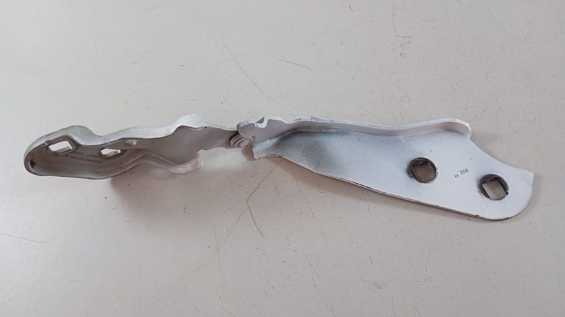 Dobradiça do Capot TESLA MODEL 3 (5YJ3) | 17 - 