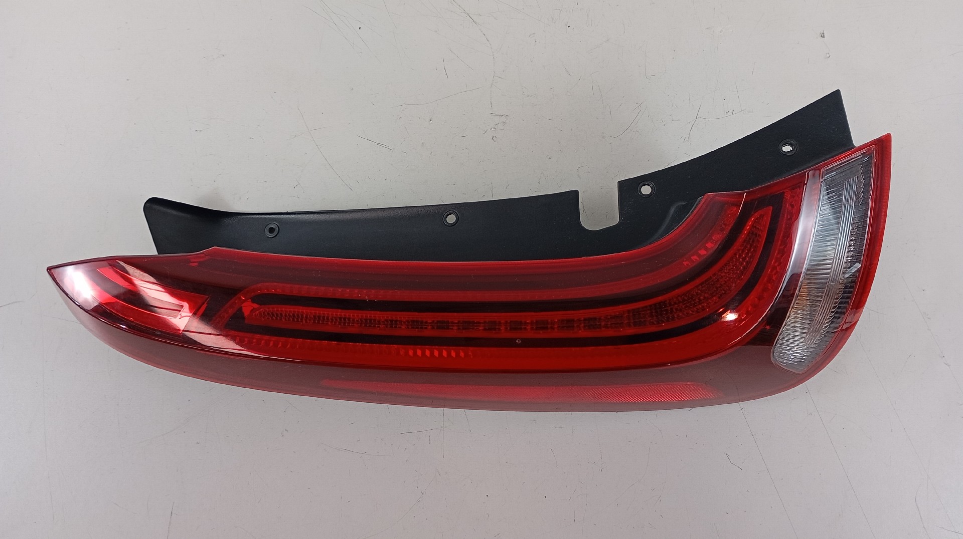 Farolim Stop Esquerdo KIA SOUL III (SK3) | 19 -  Imagem-1