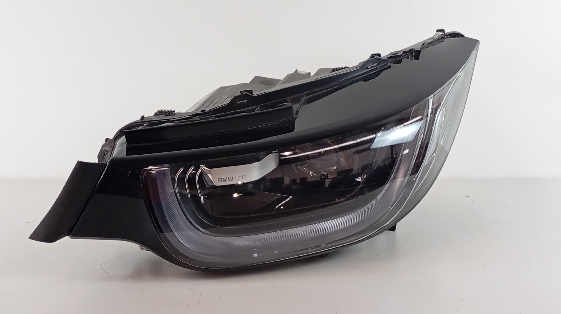 Faro Izq BMW i3 (I01) | 13 - 