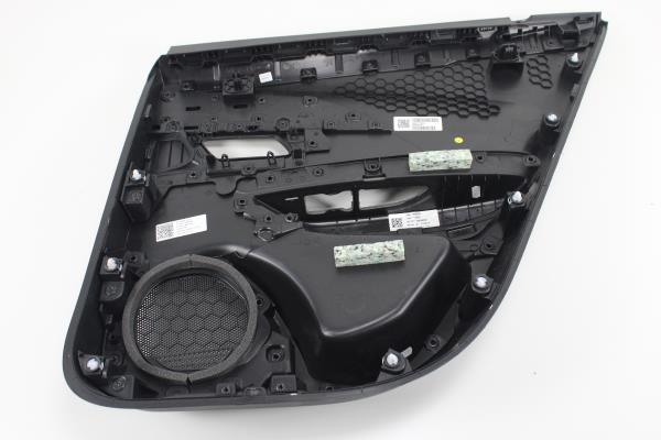 Quartela / Forra Porta Traseira Esquerda PEUGEOT 2008 II (U_) | 19 -  Imagem-2