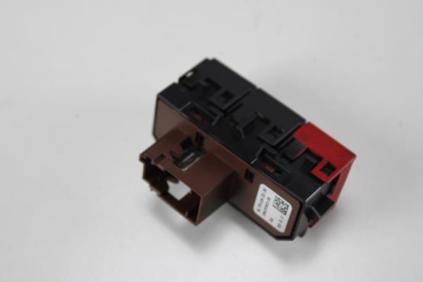 Interruptor Luz Perigo / 4 Piscas PEUGEOT 508 RXH Imagem-2