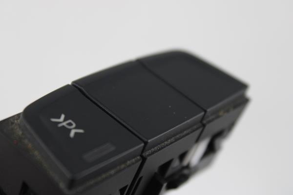 Interruptor Parque PEUGEOT 508 RXH Imagem-2