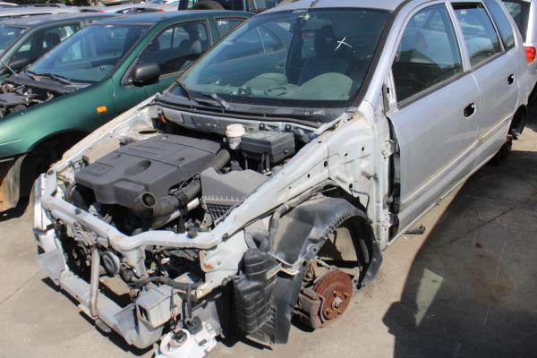 SPACE STAR Veículo multiuso  MITSUBISHI SPACE STAR Veículo multiuso (DG_A) | 98 - 04