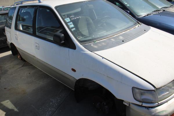 SPACE RUNNER  MITSUBISHI SPACE RUNNER (N1_W, N2_W) | 91 - 99