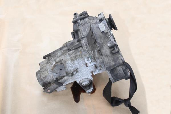 Caixa de Velocidades VOLKSWAGEN GOLF III (1H1) | 91 - 98 Imagem-3