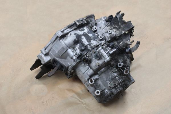 Caixa de Velocidades MITSUBISHI LANCER I (A17_) | 79 - 83 Imagem-1