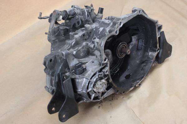 Caixa de Velocidades MITSUBISHI LANCER I (A17_) | 79 - 83 Imagem-2