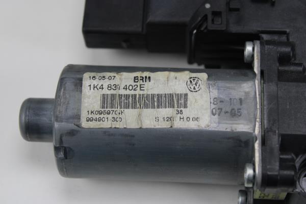 Motor Elevador Vidro Traseiro Direito VOLKSWAGEN GOLF V (1K1) | 03 - 09 Imagem-2