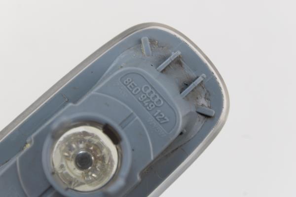 Farolim Pisca Lateral Direito AUDI A4 Avant (8E5, B6) | 00 - 05 Imagem-1