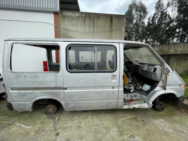 Transit L100 Viatura FORD TRANSIT L100 para Peças - eRevo