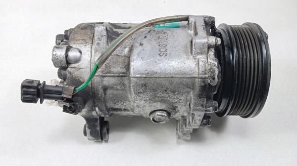 Compressor do Ar Condicionado VOLKSWAGEN POLO (6N2) | 99 - 01