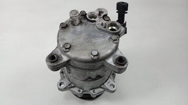 Compressor do Ar Condicionado VOLKSWAGEN POLO (6N2) | 99 - 01 Imagem-5