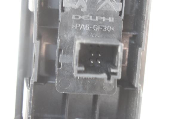 Interruptor Elevador Vidros Porta Frente Direita PEUGEOT 308 CC (4B_) | 09 - 15 Imagem-3