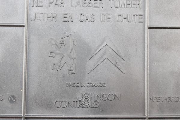 Caixa de Fusíveis Externa PEUGEOT 308 CC (4B_) | 09 - 15 Imagem-2