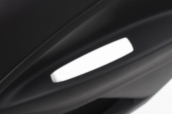 Quartela / Forra Porta Traseira Direita RENAULT ZOE 2019- Imagem-1